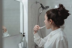 How to Keep Your Pearly Whites Healthy With Invisalign And Braces